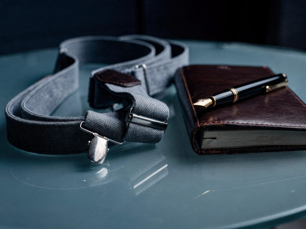 Modne szelki i notatnik